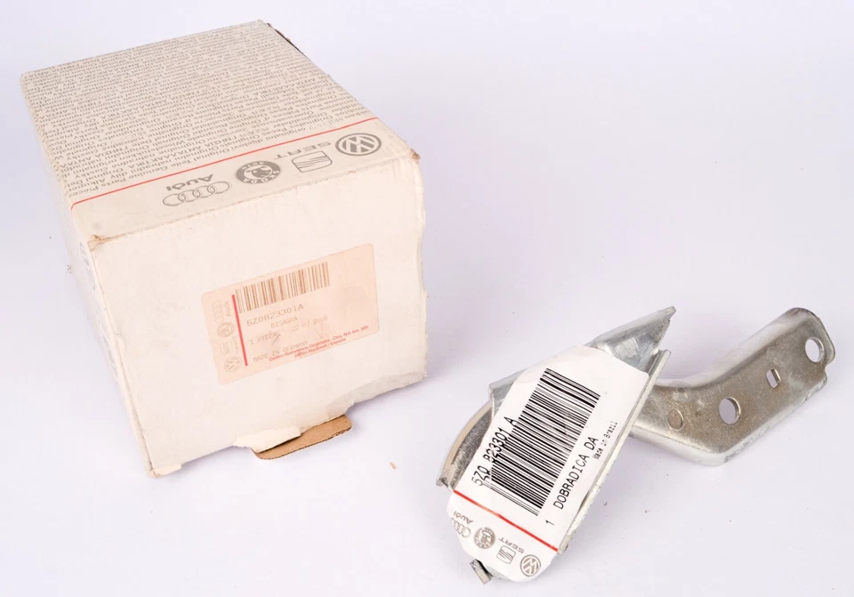 Genuine Volkswagen Fox 04-12 Left Front Bonnet Lid Hinge 5Z0823301A 5Z0 823301 A Foto 2 de 4