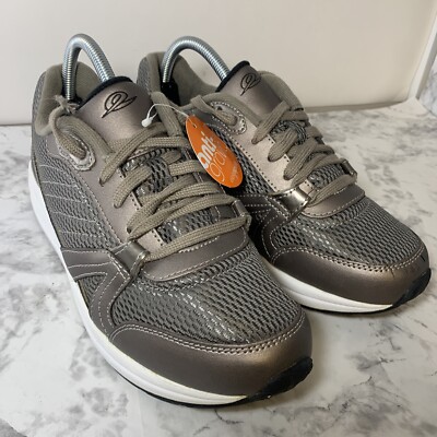 Womens Easy Spirit Anti-Gravity WALKING Athletic Shoes Size