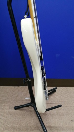 Fender USA 2023 Jazz Bass American Vintage II 1966 Very Good Condition w/Case - Picture 8 of 18