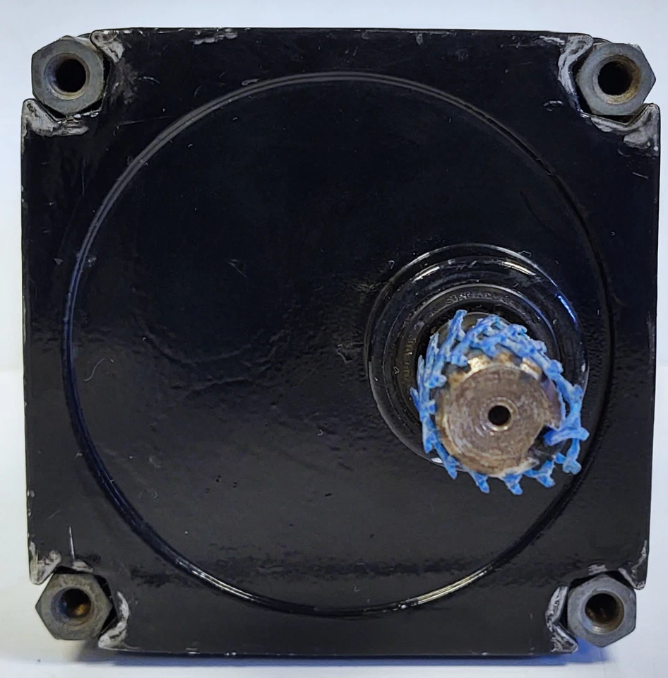 Bodine 32D5BEPM-W3 153KF2009 130 V 1 A 1/8 HP 84 RPM 27.9:1 DC Gearmotor - Image 2 of 4