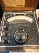 Antique portable Pyrometer indicator With Original Case Wilson maeulen Co. NY