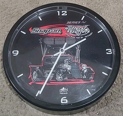  1981 SNAP-ON TOOLS HUFFERS AND STUFFERS SERIES 4 VINTAGE STEEL SERIES CLOCK 10''