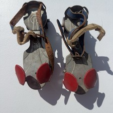 Vintage Sears Flyaway Adjustable Metal Roller Skates Red Rubber Wheels 610-23129
