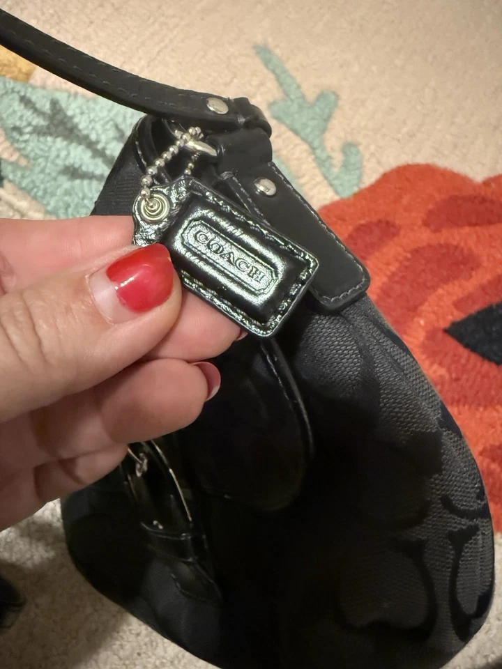 Coach Y2K Vintage Soho Black Signature Canvas Shoulder Bag Small Flap - Image 3 of 4