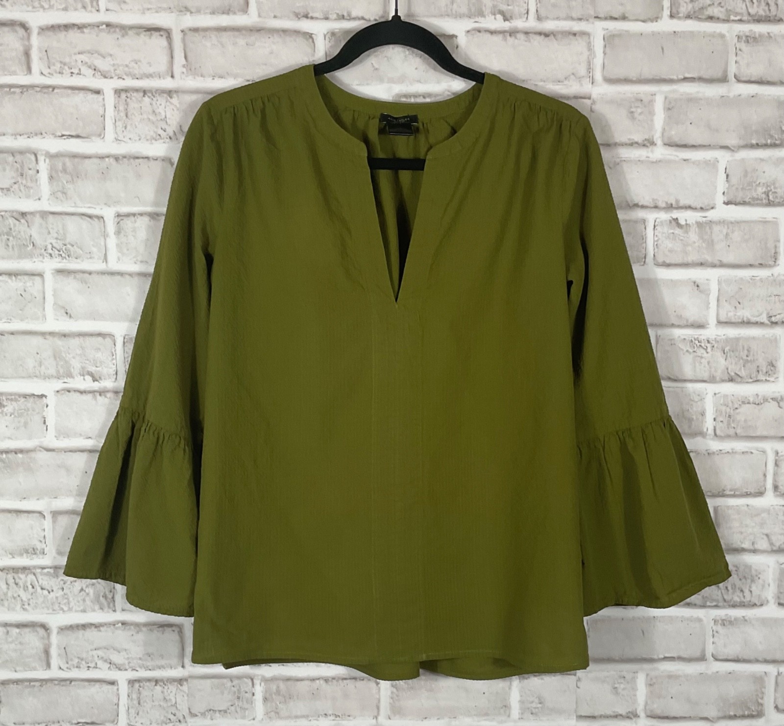 Ann Taylor Factory Top Womens Sz Small Olive Green Pullover Long Bell Sleeves