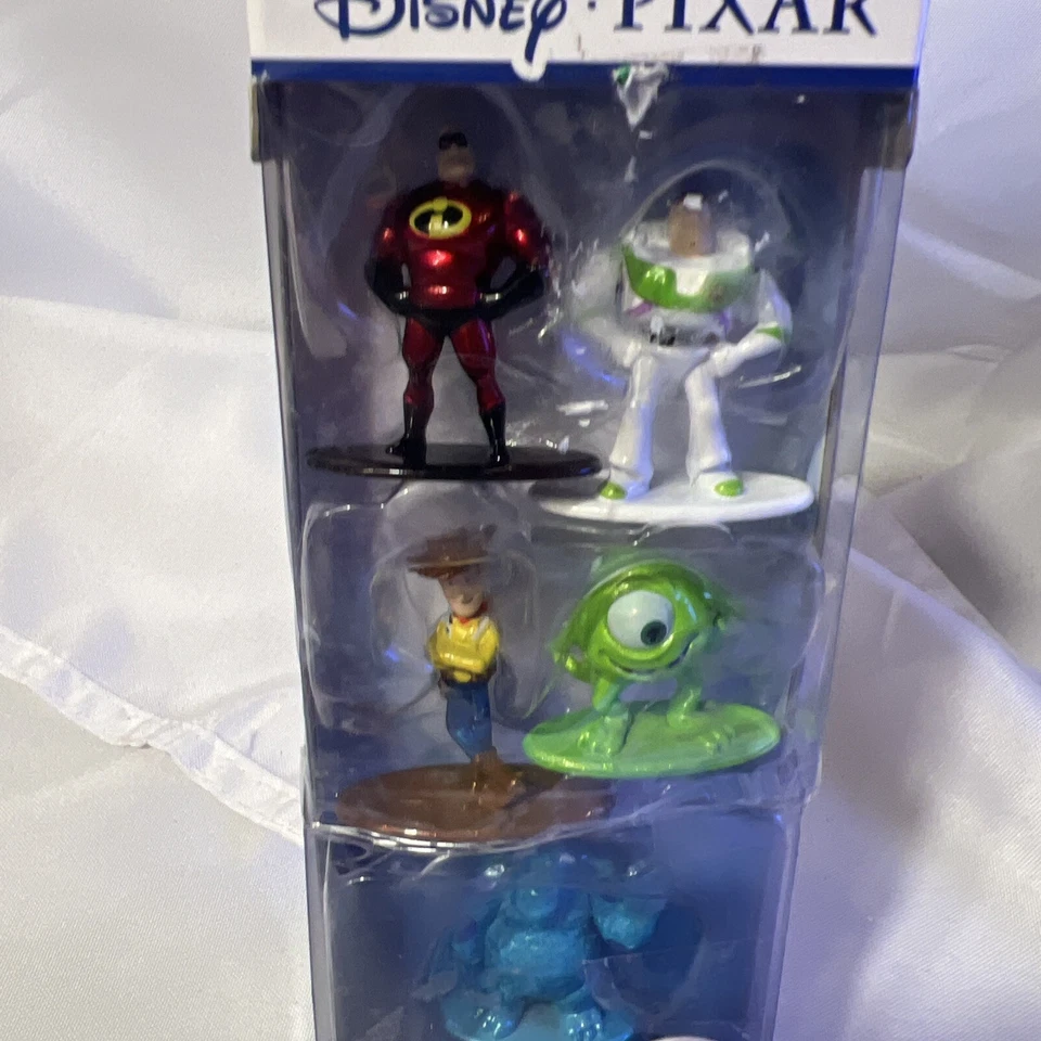 Nano Figuras de Metal Disney Pixar - Paquete de 5 B Buzz LIGHTYEAR Sulley Woody Mike Wazowski Foto 3 de 4