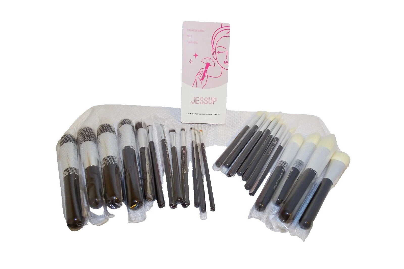 Кисти для макияжа черные угловые скобы