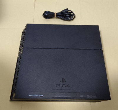 Sony PlayStation 4 PS4 CUH-1000A 500GB Jet Black only Console  