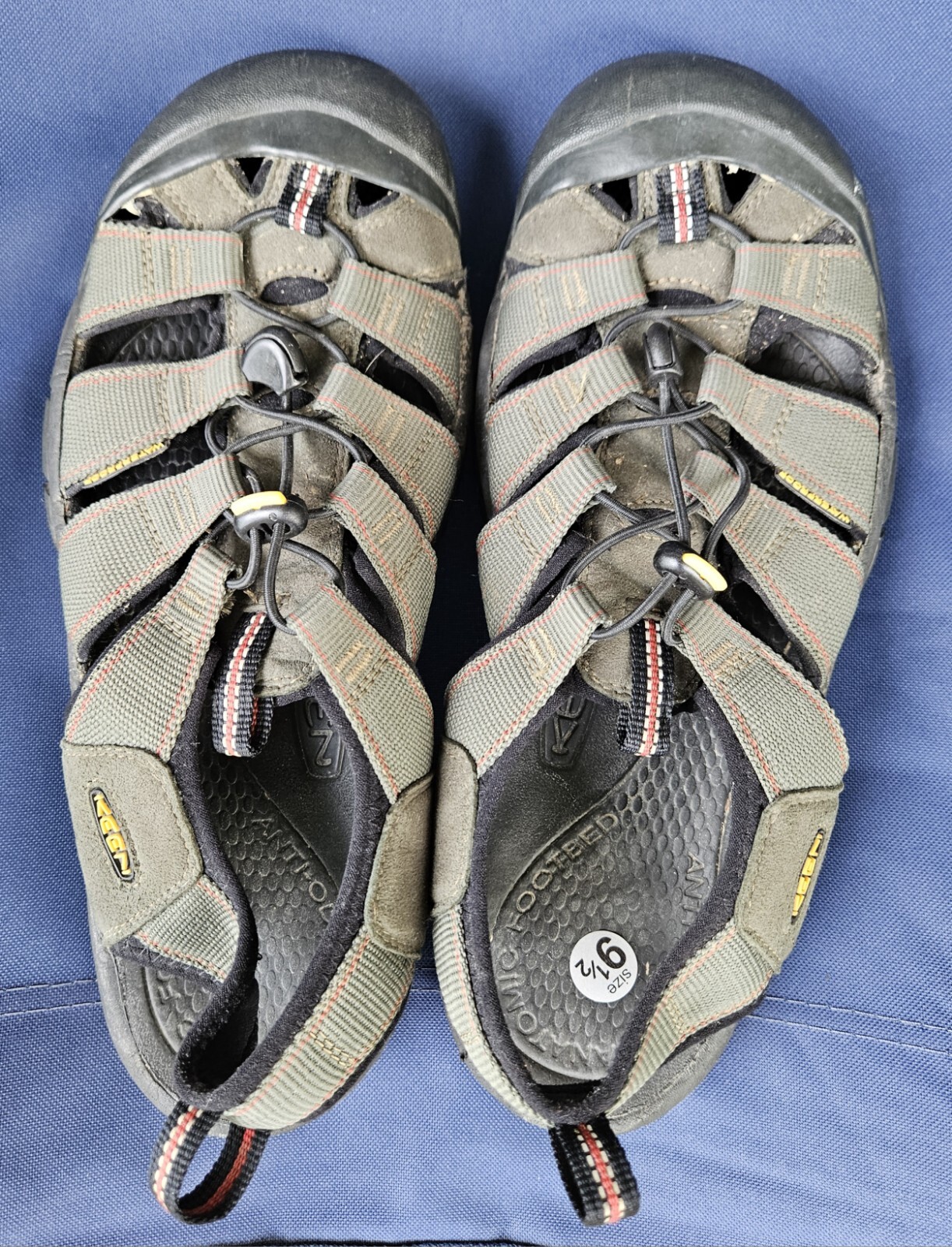 Sandali da trekking Keen impermeabili con cinturino sul retro da donna US 9 5