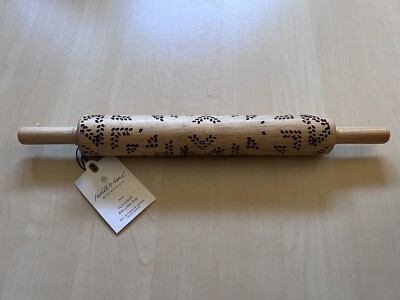 Hearth & Hand Textured ''Snowflake'' Wooden Rolling Pin Cookie Pie Crust Baking