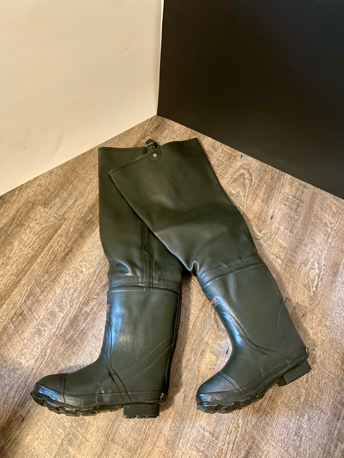 ranger hip boots