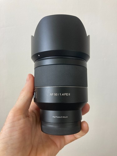 Samyang AF 50mm f/1.4 ii lens for Sony FE - PERFECTION CONDITION