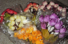 6 BRAND NEW Realistic Mini Roses Bouquet - Perfect for Crafts  Home Decor