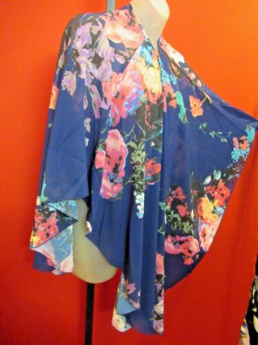 MARC BOUWER Stunning Floral Cape Coat Poncho gold hardware one size jacket - Picture 4 of 7