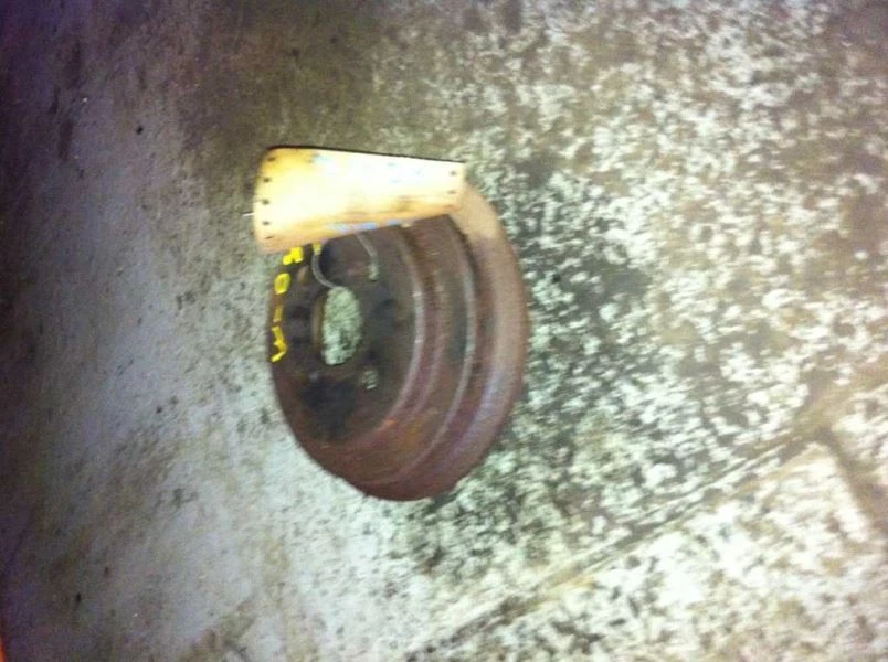 88-93 Toyota Corolla Station Wagon Left Rear Brakes 4WD - Image 2 of 4