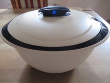 Tupperware Thermo Duo Schüssel 4,3 / 3,5 l, blau / beige + Tupperware - Geschenk