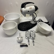 Vtg White Sunbeam Mixmaster Stand Mixer Model 11 Two Bows Juicer Beater Set