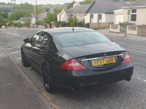 MERCEDES CLS 320 CDI AUTO - Spairs Repairs, Still Drives. - Picture 3 of 7