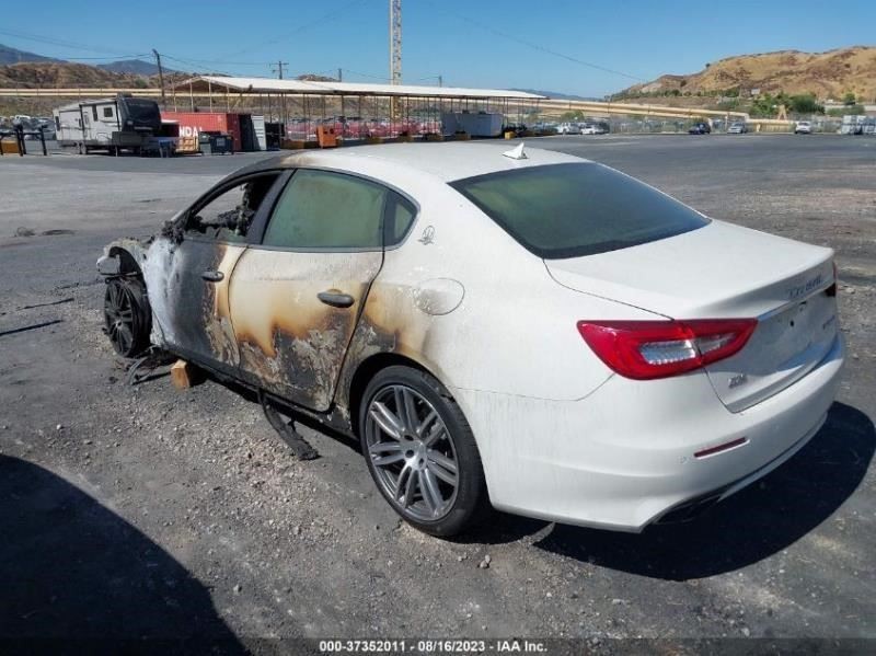 14-21 Maserati Quattroporte Right Rear Door Shell White 