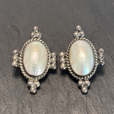 Sam Lovato Santo Domingo Kewa Clip Earrings Vintage 92 Sterling Silver Pearl 2e