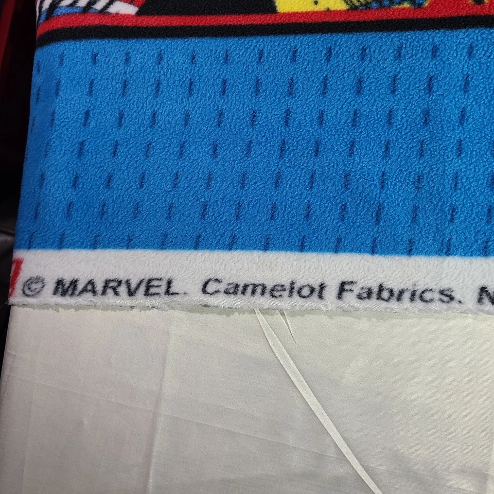 Marvel Comics Throw Sz 62" x 46" Hulk, Spider-Man, Thor & Captain America - Image 3 of 4