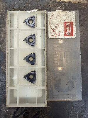 Qty 4 Tungaloy 16IR 30ISO-B 16IR30ISO-B 5901521 AH725 Carbide Threading Inserts