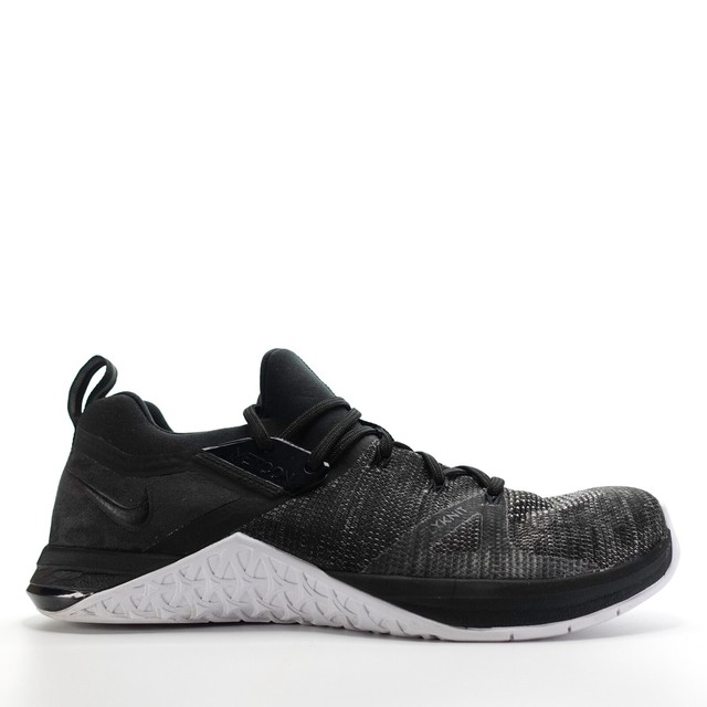 metcon flyknit 3 all black