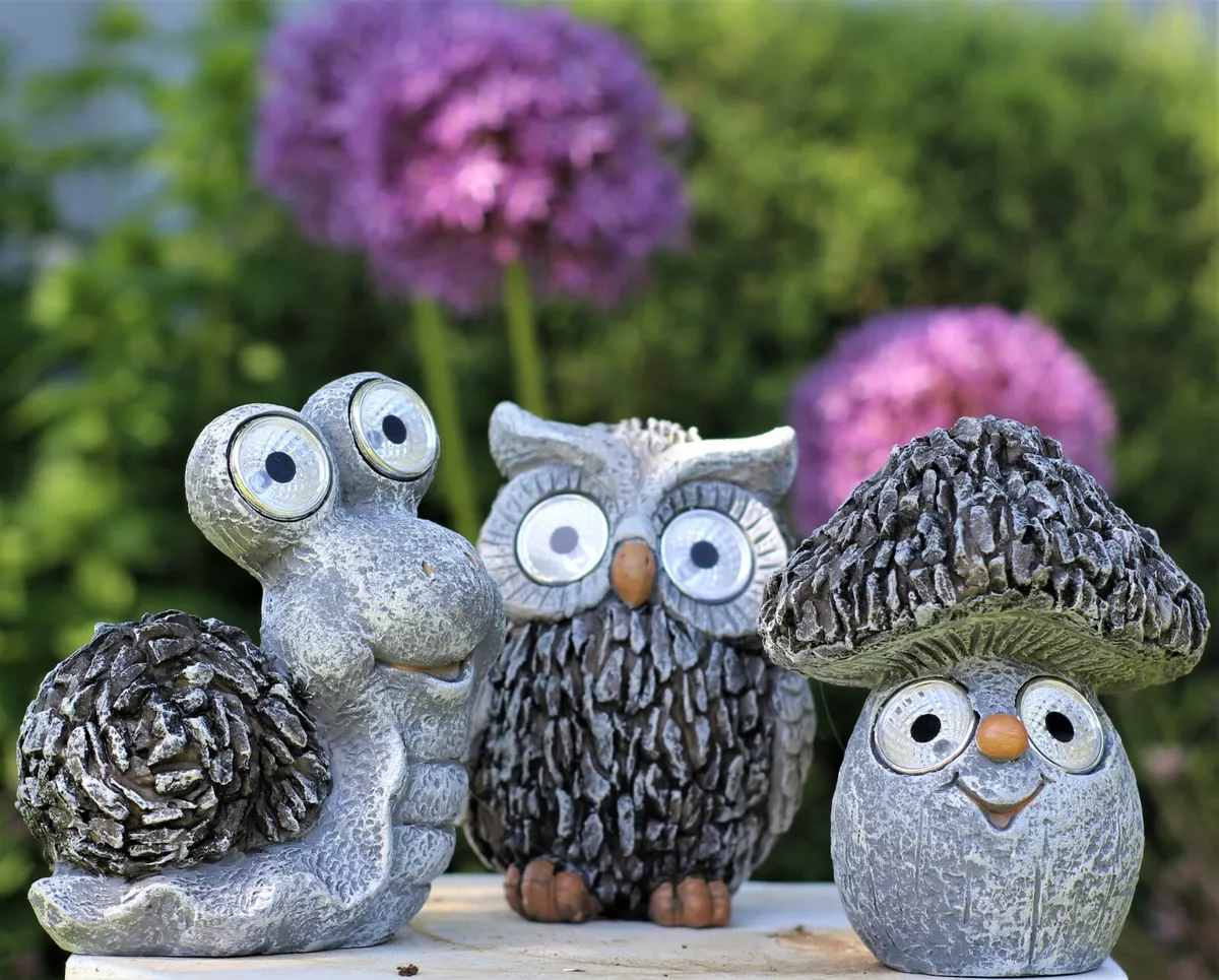 Garden Ornament Solar Powered Animal Snail Owl Mushroom Toadstool Lamp Decor