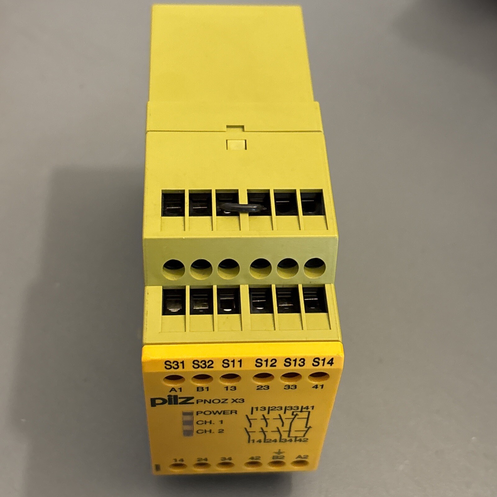 For PILZ PNOZ X3 24VAC 24VDC 3n/o 1n/c 1so E-STOP Safety Relay PNOZ X3 774310