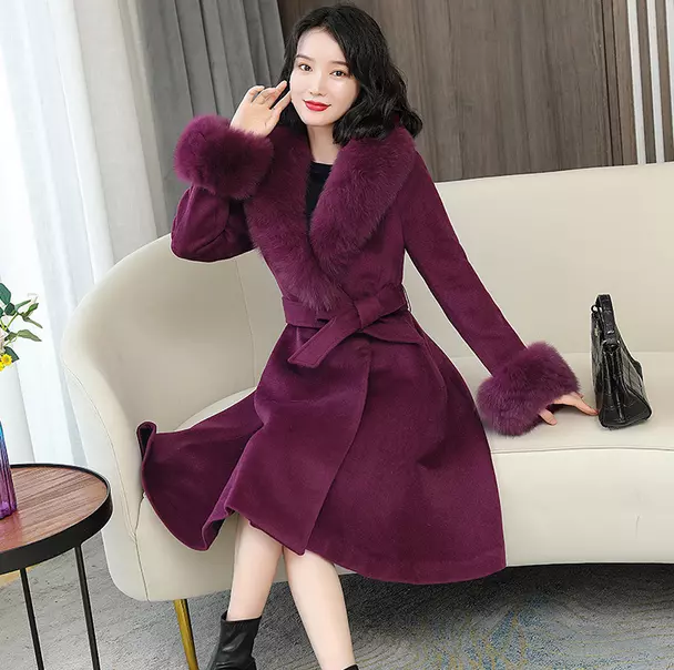 Ladies wool coat with fur shop collar