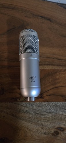 MXL 910 Voice/Instrument Medium Diaphragm Cardioid Condenser Mic Only Microphone