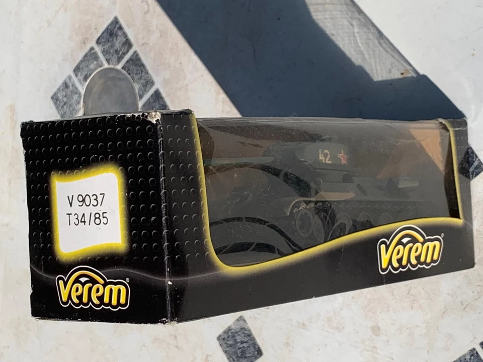 Verem Solido Char Russe T34/85 , V9037 , état comme neuf boitier d'origine 1/50 - Photo 2/4