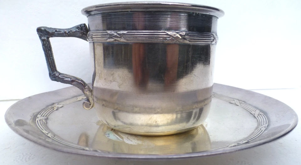 TASSE à CAFÉ Thé Métal Argenté Poinçons illisibles + SOUS TASSE - Photo 2/4