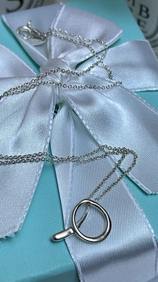 Colgante Tiffany & Co. Elsa Peretti alfabeto letra A en plata NUEVO $575 Foto 4 de 4