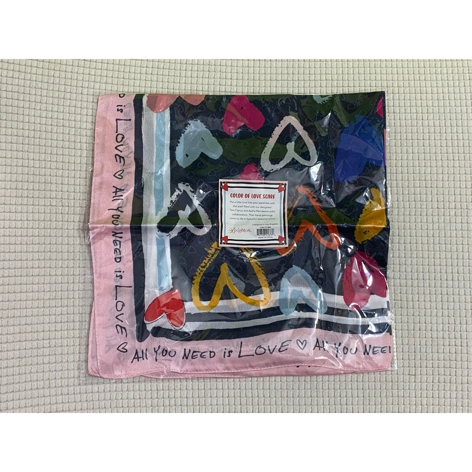 Bufanda Brighton Fashionista Color of Love D30275 precio de venta sugerido por el fabricante 88,00 USD ~ Nueva Foto 3 de 4