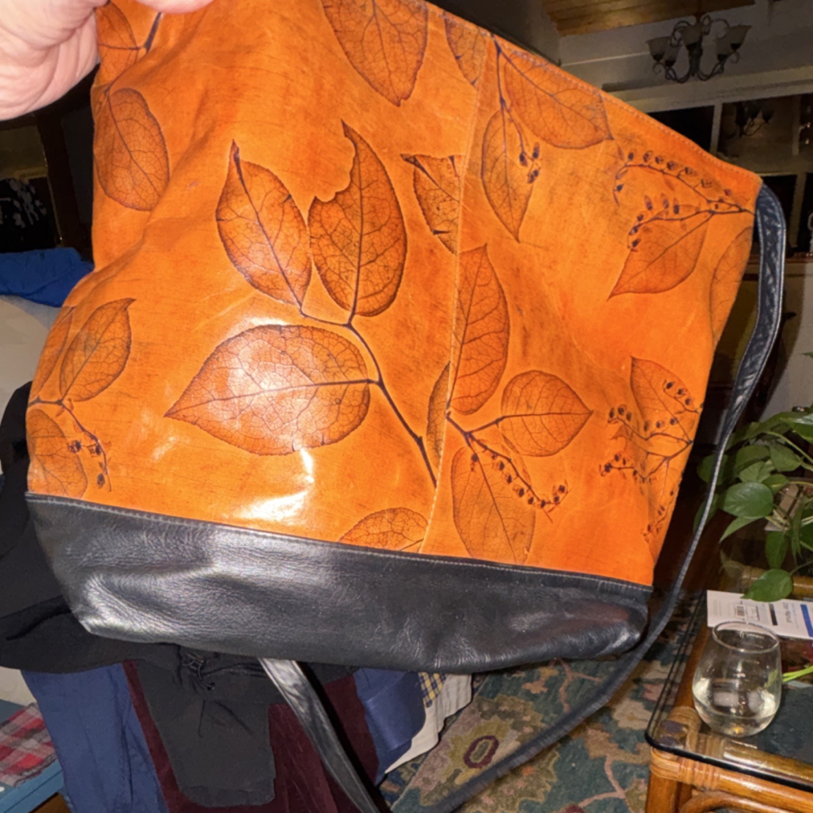 Brown Black Embossed Leaf Pattern Shoulder Bag Zi… - image 1