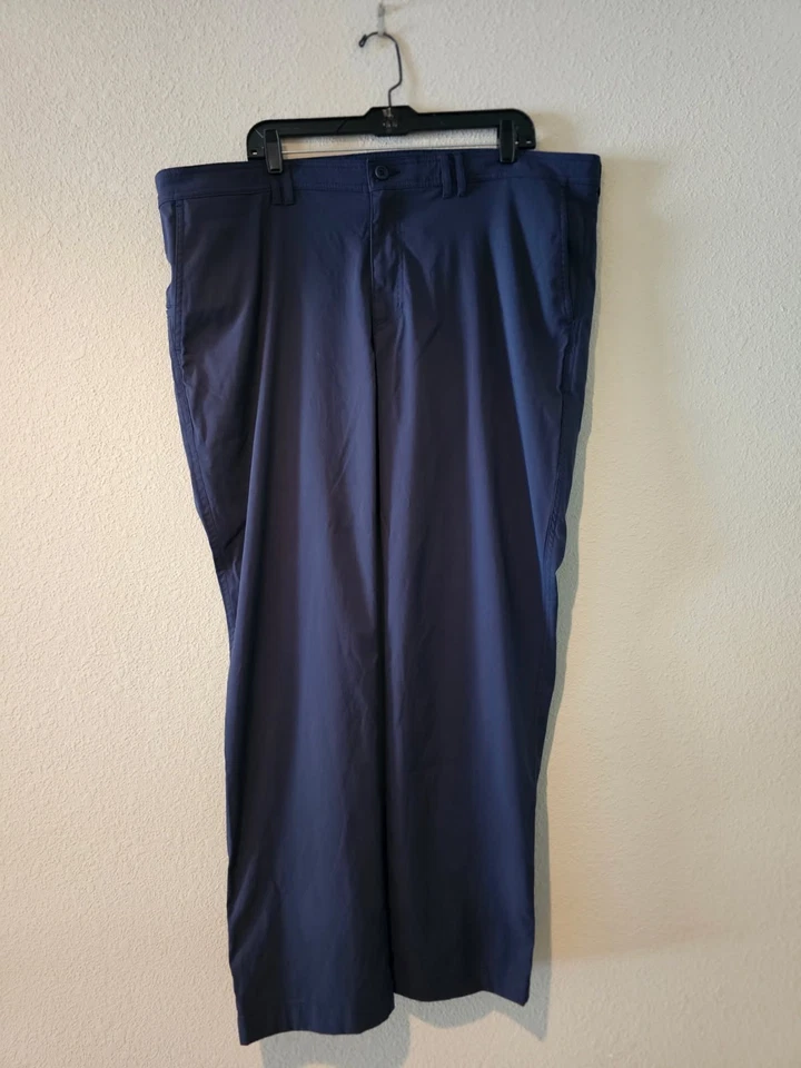 Roundtree & Yorke Performance Mens Size 42X32 Blue Navy  Golf  Perform Pants - Image 4 of 4