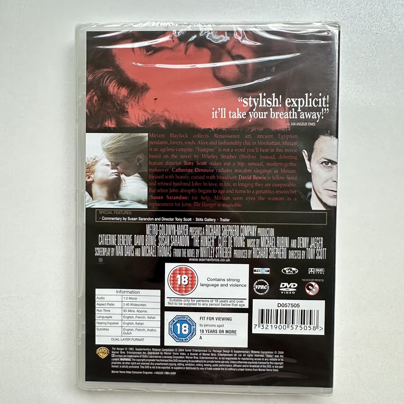 The Hunger DVD (2004) Starring Catherine Deneuve Scott David Bowie AGE 18 New/sealed image 2