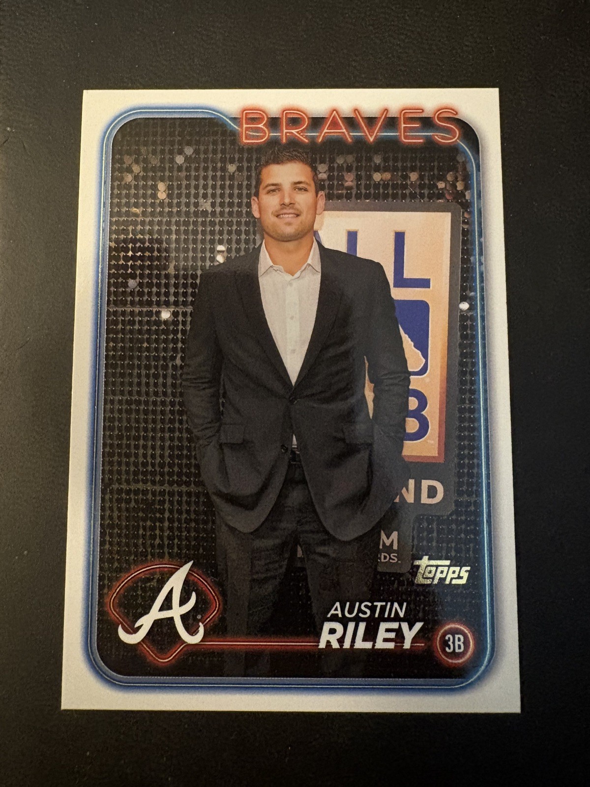 2024 Topps Series 2 Austin Riley Golden Mirror Image Variation #595