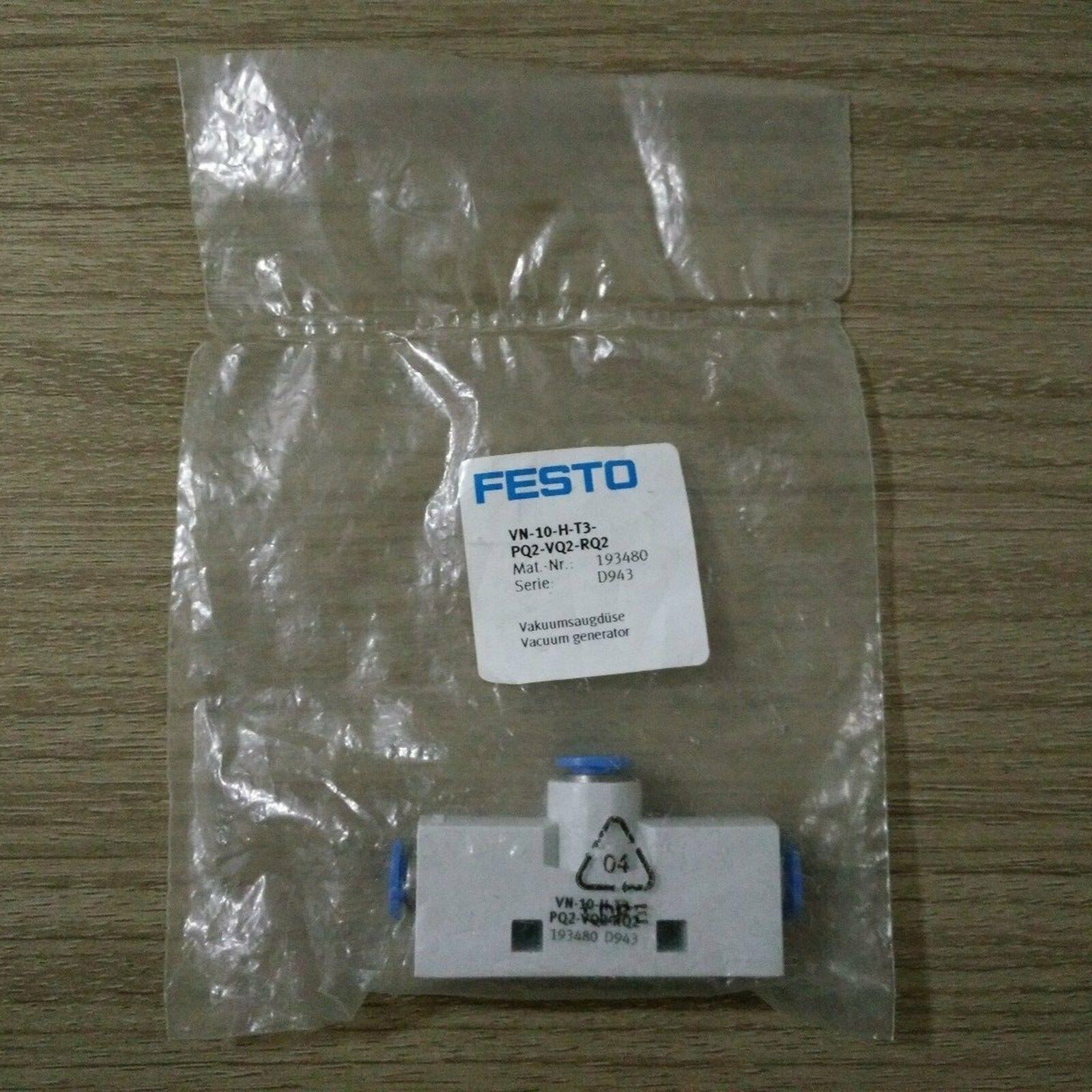 One New Festo VN-10-H-T3-PQ2-VQ2-RQ2 193480 Gas Connector Spot Stock