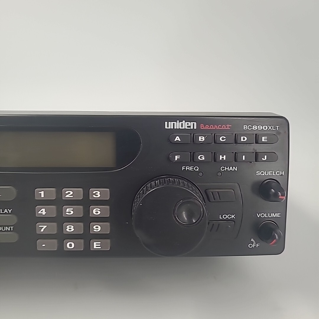 Uniden Bearcat BC890XLT 200 Channel Scanner - Unblocked for