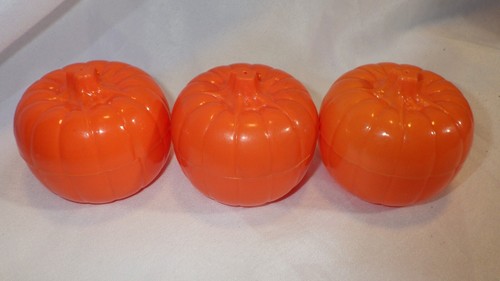 3 Vintage Halloween Plastic Pumpkin Jack O’Lantern Candy Containers Decoration - Picture 7 of 13