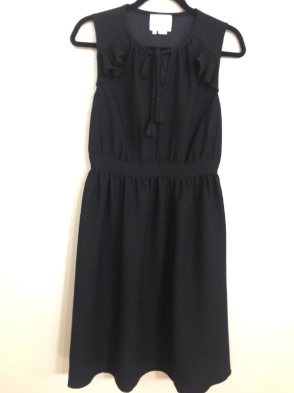 Nuovo abito Kate Spade New York crepe con volant aderente e svasato nero taglia small