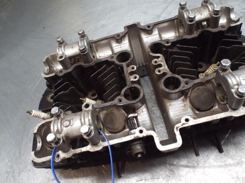 Kawasaki Z1 Z1A Z1B KZ900 A4 1973-75 Cylinder Head With Cam Caps Valves & Shims - Picture 6 of 12