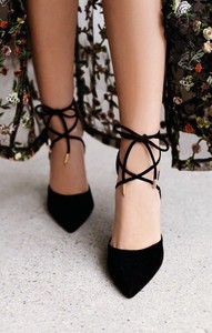 black string up heels
