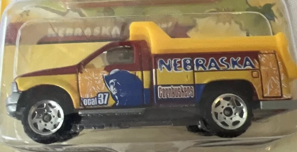 Camión de volteo Mattel Matchbox Across America 2001 Nebraska Ford  Foto 2 de 4