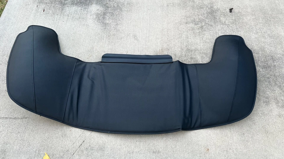 FORD MUSTANG 94-04 CONVERTIBLE SUPERIOR TONNEAU PARADE CUBIERTA DE BOTAS VINILO NEGRO OSCURO Foto 2 de 4