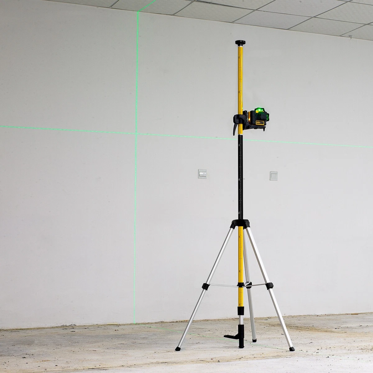 Tripod stand for 2024 dewalt laser level