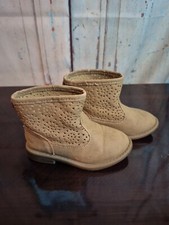Old Navy Little Girl Size 8 Boots