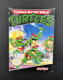 Teenage Mutant Ninja Turtles TMNT (Nintendo NES) in Box w/ Manual + Protector